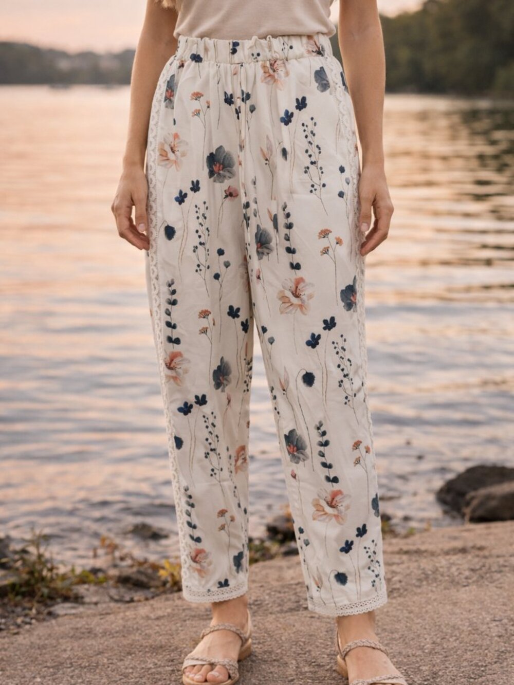 Floral Lace Trim White Botanical Stretch Pants Size Small